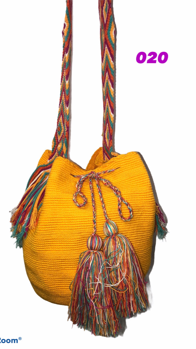 Solid wayuu bags